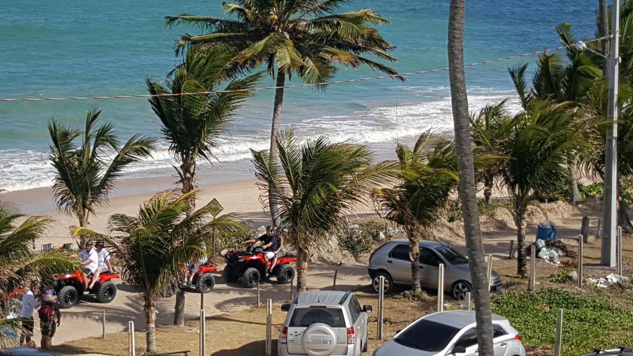 Praia Tabatinga Ap Beira Mar Com Vista Deslumbrante Da Praia Jacumã Esterno foto
